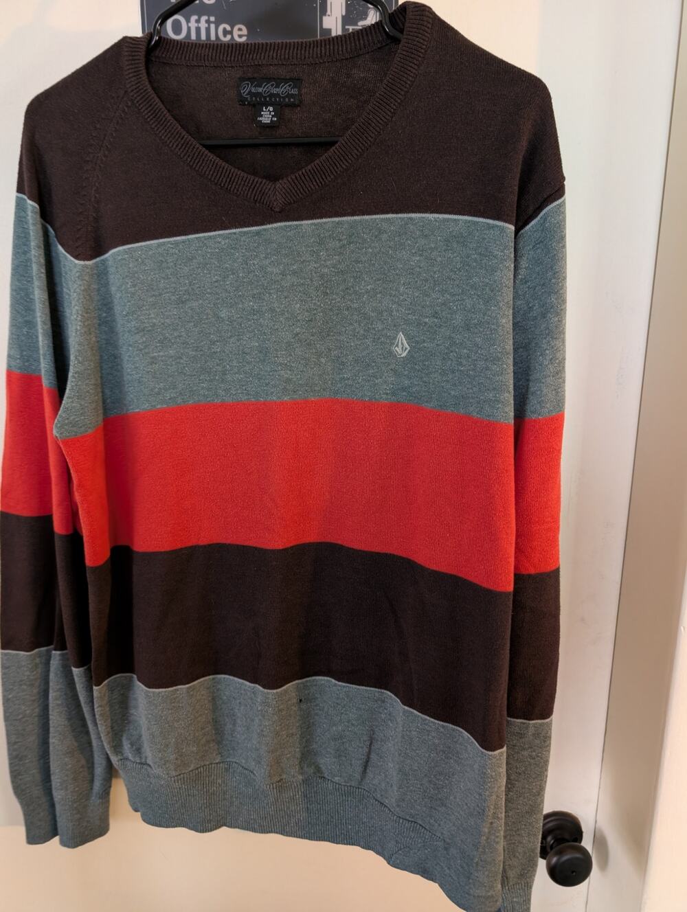 Men's Volcom large striped sweater